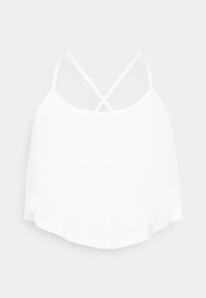 Witte mouwloze top met gekruiste spaghetti-bandjes, afgeronde zoom en een zachte stofstructuur. Geen zichtbare patronen of hardware-details.