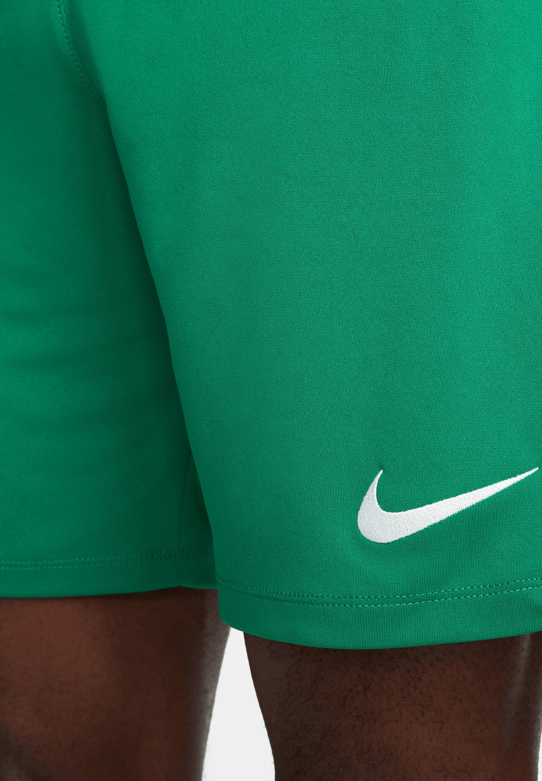 Nike Performance DRY PARK III Pantaloncini sportivi pine green