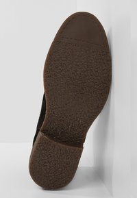 Shepherd EMANUEL - Botine clasice - black