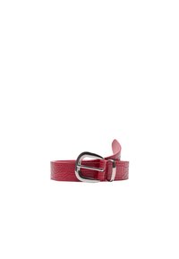 Cintura rossa con texture a motivo coccodrillo, caratterizzata da una fibbia rettangolare argentata e un interno in pelle liscia.