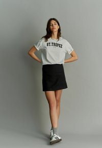 Next REGULAR FIT - Minijupe - black