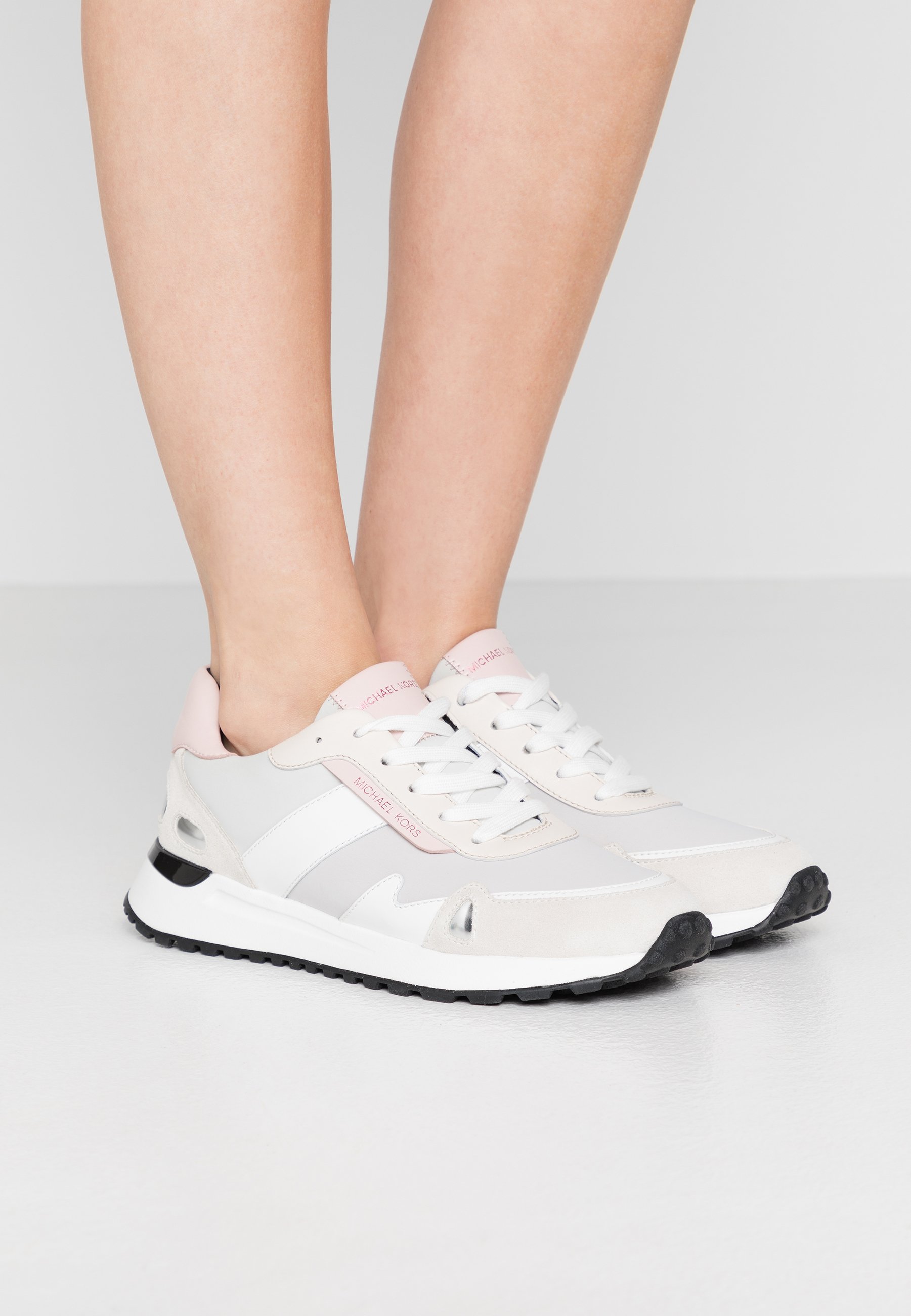 MICHAEL Michael Kors MONROE TRAINER - Joggesko - aluminum MICHAEL Michael Kors MONROE TRAINER - Joggesko - aluminum