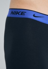 Nike Underwear TRUNK 2 PACK - Nadrág - black/cyber/astronomy blue