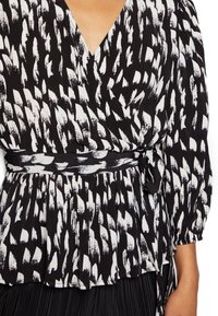 Vero Moda Blůza - black