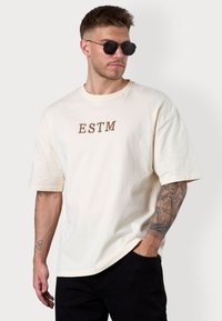 Unausgewählt, beige