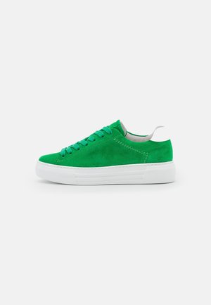 Sneakers laag - evergreen