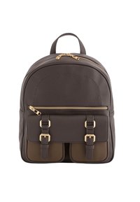 Dunkelgrauer, strukturiertes Leder-Rucksack mit goldenen Beschlägen, ausgestattet mit einem oberen Reißverschluss und zwei vorn mit Schnallen geschlossenen Taschen.
