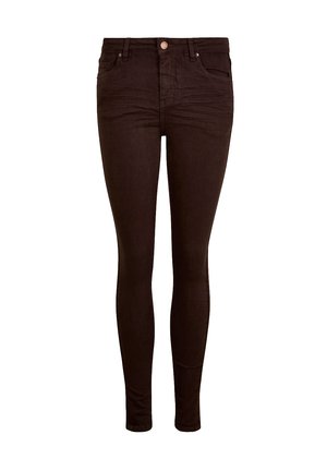 Jeans skinny marrón oscuro de denim, con un diseño clásico de cinco bolsillos, cierre de botón y textura suave sin desgastes visibles.