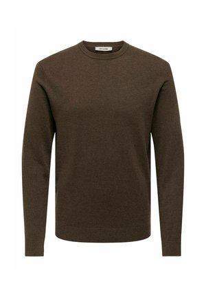 Suéter de punto marrón con cuello redondo, mangas largas y puños y dobladillo de canalé. Textura suave con un color sólido, sin patrones ni acentos.