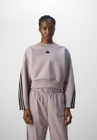 adidas Sportswear FUTURE ICONS THREE STRIPES  - Felpa - preloved fig