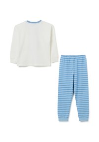 Top blanco de manga larga con cuello de canalé azul y pantalones de rayas azules. Ambos hechos de una tela suave; corte relajado, cintura elástica.