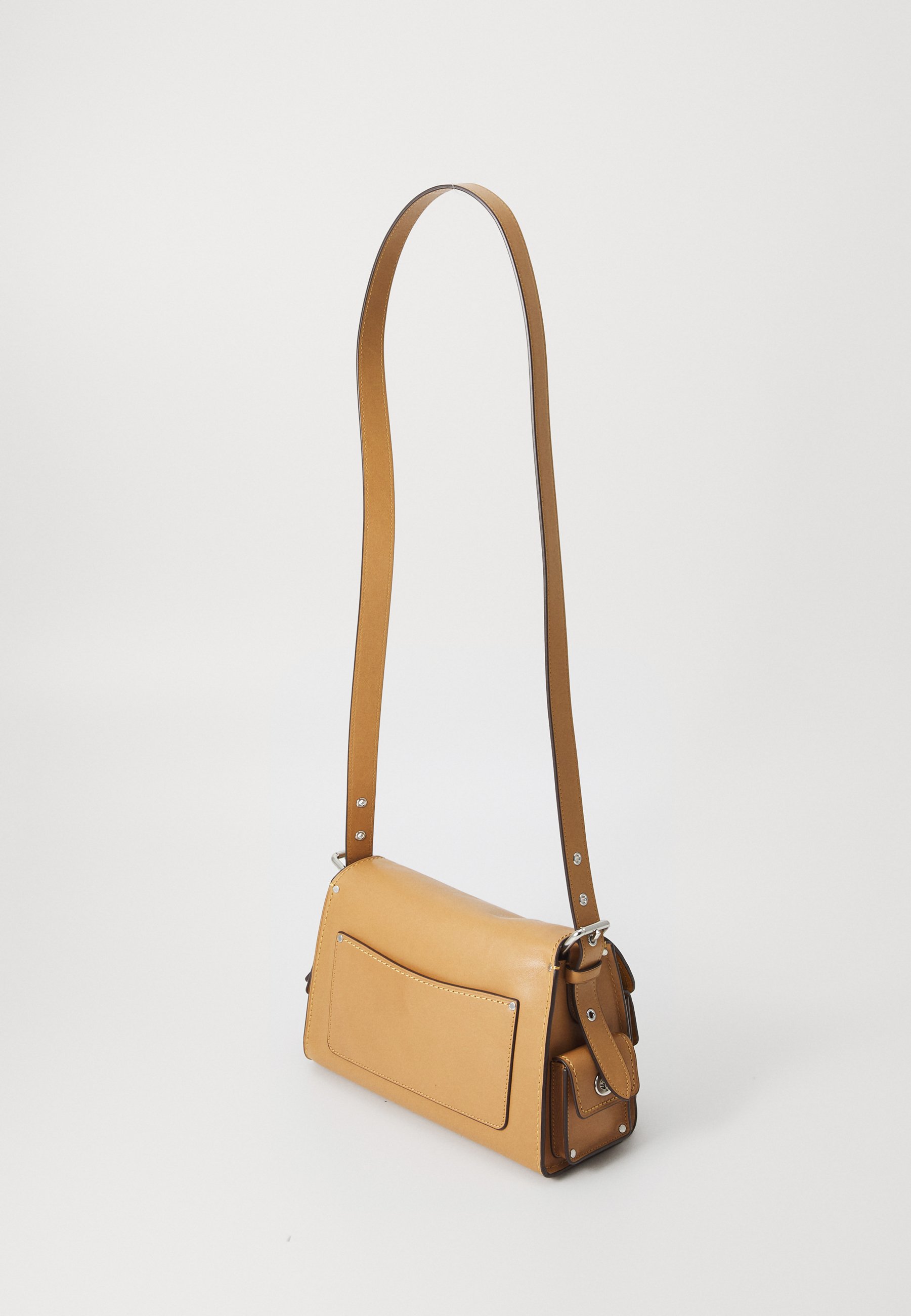 COACH CARGO TURNLOCK SOFT TABBY - Cross body bag - light brown