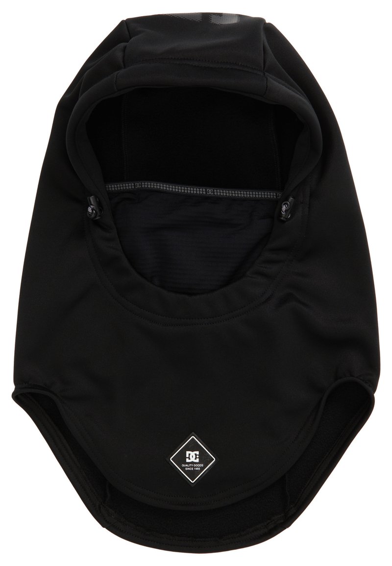 Zwarte zachte stof balaclava met verstelbare trekkoord en een klein DC merkembleem op de onderkant van de voorkant.