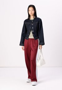 Gina Tricot TAILORED JACKET - Denim jacket - rinse