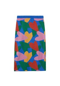 Falda hasta la rodilla con atrevidos patrones multicolores de corazones y hojas sobre un fondo de color rojo, rosa, verde, amarillo y azul.