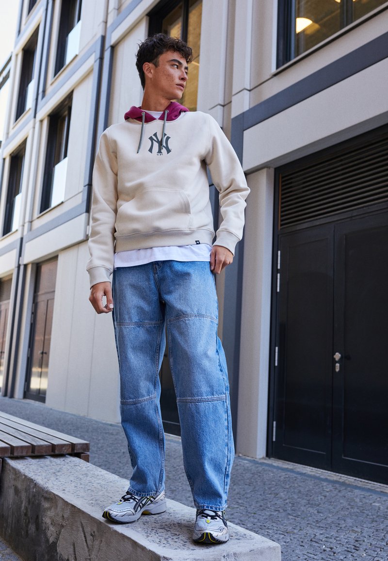 '47 NEW YORK YANKEES CUT BURNSIDE HOOD - Sweatshirt - bone/offwhite ...