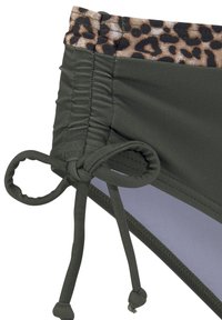 LASCANA Bas de bikini - oliv leo