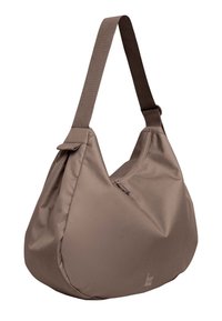 Borsa a spalla in tessuto morbido marrone, con forma grande e arrotondata, tracolla regolabile e chiusura con zip; presenta un leggero dettaglio del logo di lato.