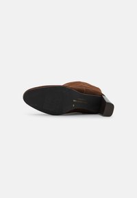 Copenhagen Shoes Vysoká obuv - brown