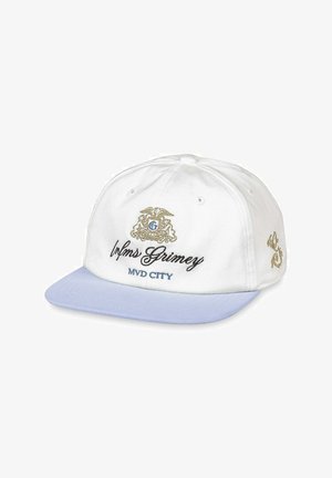 Witte honkbalpet met lichtblauwe klep, gouden geborduurd wapenschild en zwarte en blauwe tekst met de woorden "InLms Grimey MYD CITY."