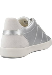 Geox D BLOMIEE E PLATA - Zapatillas - plata