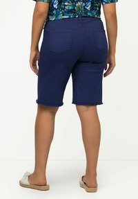 Ulla Popken ELASTISCHE BAND - Shorts - dark blue