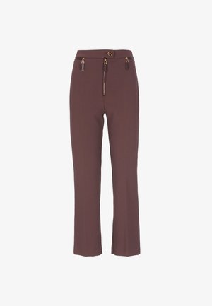 Pantaloni marroni realizzati in tessuto liscio, con zip frontale e due tasche con zip accentate in pelle in vita. Design a gamba dritta.