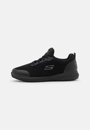 SQUAD - Trainers - black