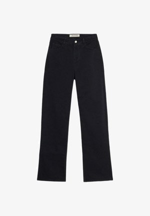 Černé džíny s rovnými nohavicemi. Mezi funkce patří pět kapes, přední zapínání na knoflík a jemně texturovaná látka.