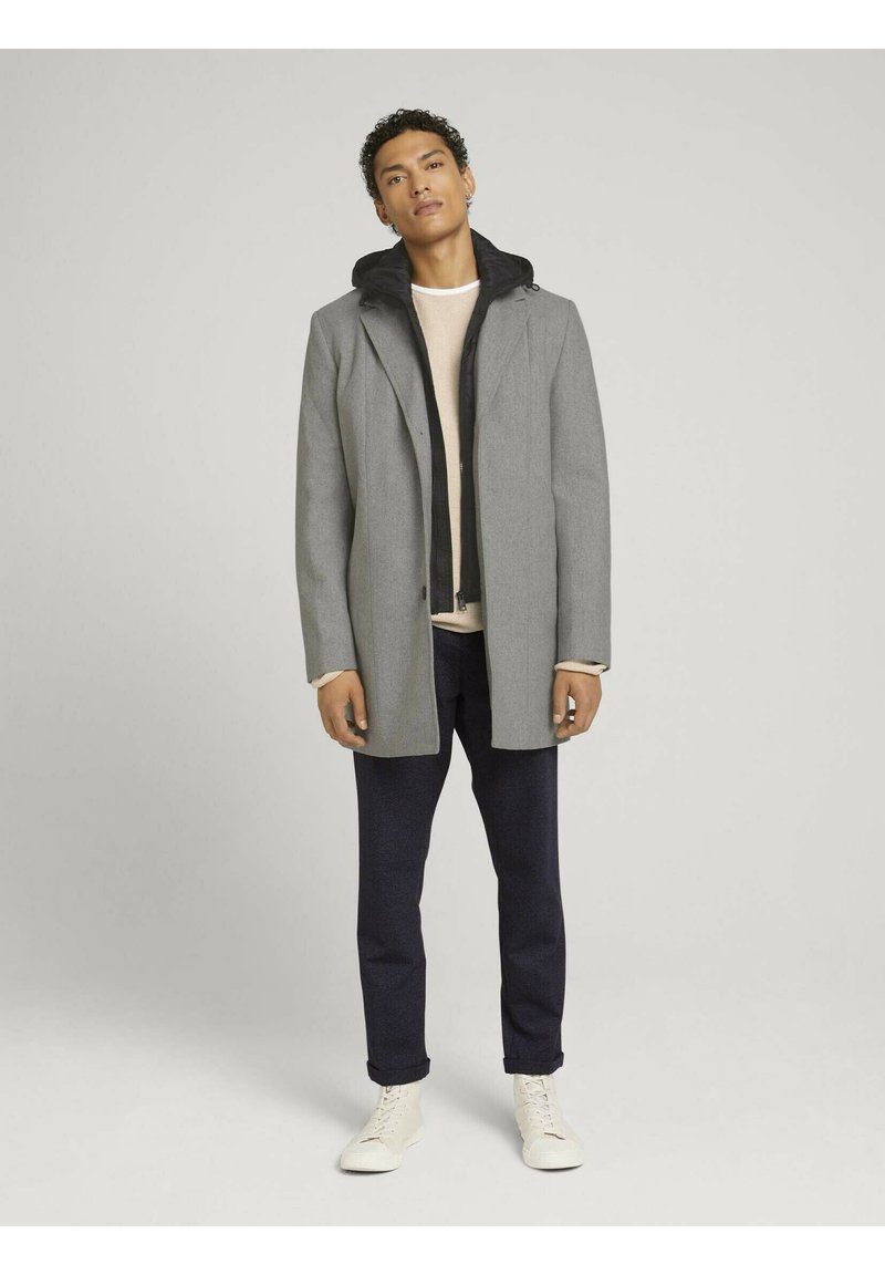Herren Komplettanzüge | TOM TAILOR DENIM Sakko grey herringbone/hellgrau - DN99633 Herren Komplettanzüge | TOM TAILOR DENIM Sakko grey herringbone/hellgrau - DN99633