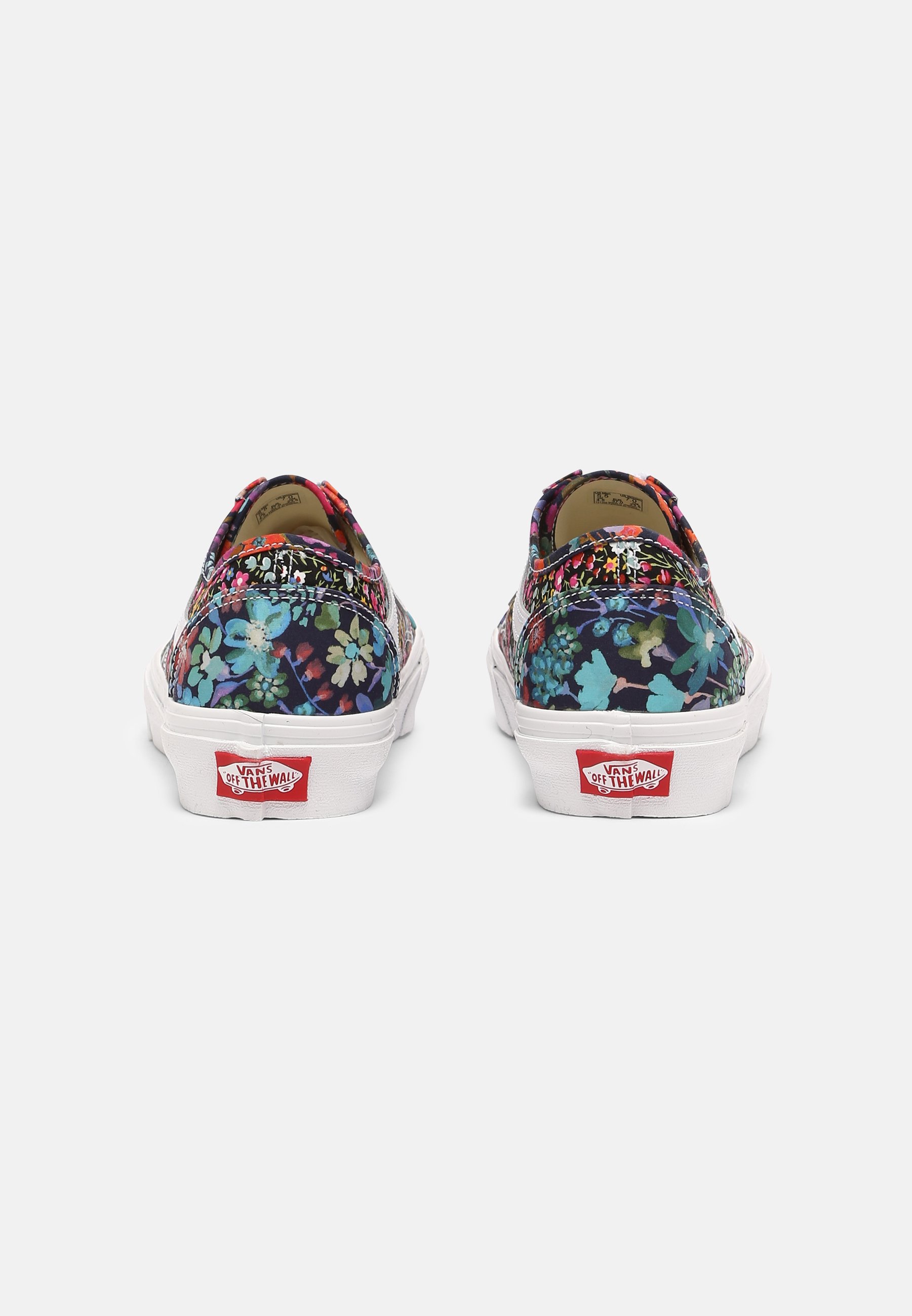 vans marvel bebe