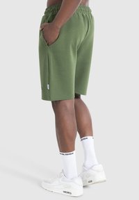 Smilodox NALE TRAINING SHORTS - Korte broeken - khaki