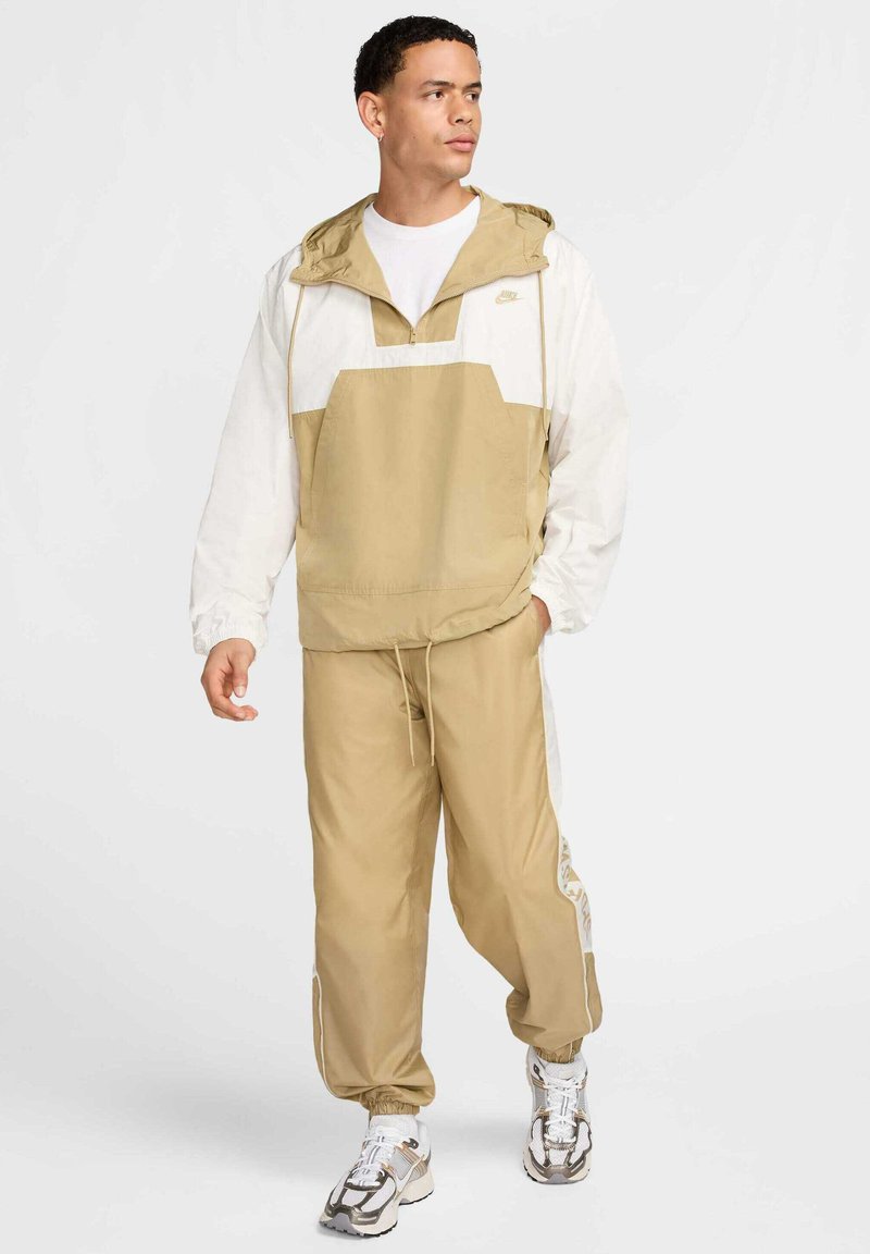 Nike Sportswear Windjack crème Nike Sportswear Windjack crème