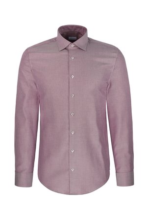 Chemise habillée homme à manches longues de couleur violet clair avec un col pointu et des boutons à l'avant, présentée sur fond blanc.