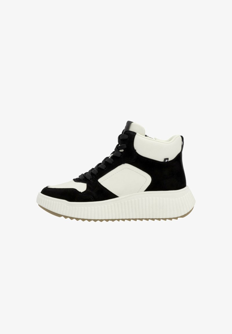 Zapatillas altas con un diseño de ante negro y cuero blanco liso, con una suela de goma texturizada, cordones negros y un acento en el panel lateral.