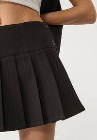 Stradivarius Jupe trapèze - black