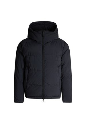 Giubbotto imbottito blu navale con cappuccio, dotato di zip a tutta lunghezza e dettagli di cuciture orizzontali. Texture morbida e trapuntata in tutto il capo.