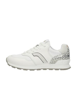 SNEAKERSY Z APLIKACJĄ W PANTERKĘ - Tenisky - white