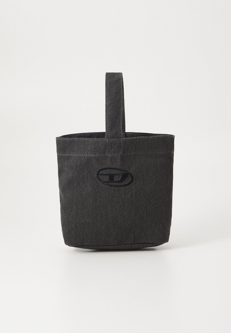 Szara płócienna torba na ramię o usztywnionym kształcie, z górnym uchwytem i czarnym, haftowanym logo z przodu. Teksturowany materiał z widocznym przeszyciem.
