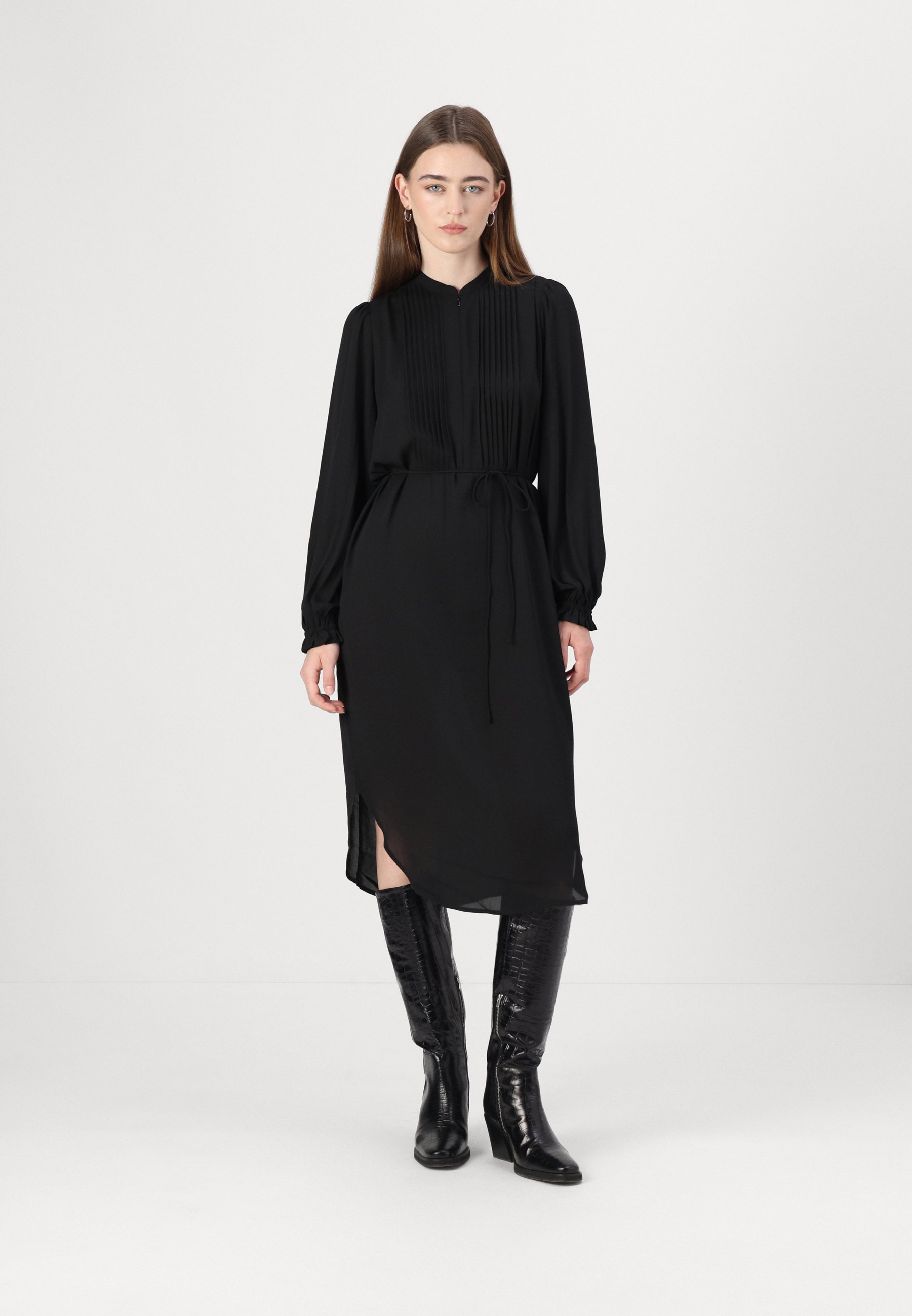 Bruuns Bazaar CAMILLA FILLA DRESS - Freizeitkleid - black/schwarz - Zalando