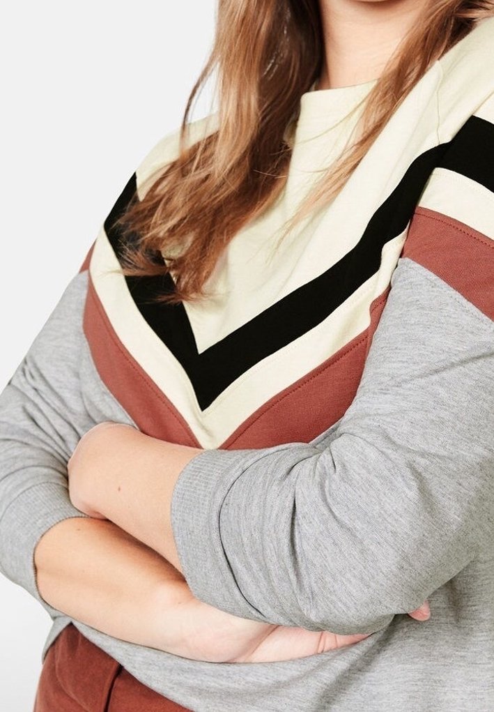 sudaderas violeta by mango