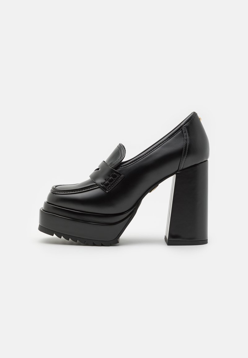 Buffalo Plateaupumps zwart