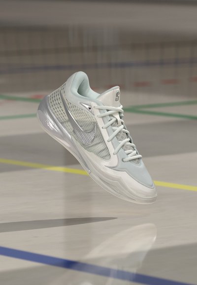Nike Performance SABRINA 4 Unisex