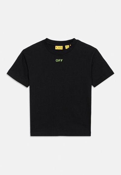 Μαύρο κοντομάνικο T-shirt με στρογγυλή λαιμόκοψη και μικρό νέον πράσινο κείμενο "OFF" τοποθετημένο κεντρικά κάτω από τη λαιμόκοψη.