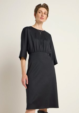 Day dress - black