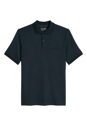 Marineblaues Poloshirt mit kurzen Ärmeln, Zwei-Knopf-Leiste und dezentem Markenlogo auf der Brust, aus weichem Baumwollstoff gefertigt.
