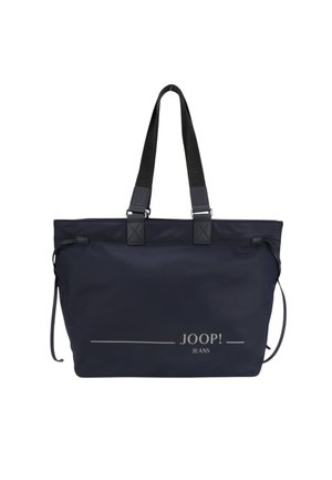 Sac en nylon marine avec deux poignées noires, logo argent "JOOP! JEANS," et sangles latérales ajustables. Texture lisse, forme rectangulaire.