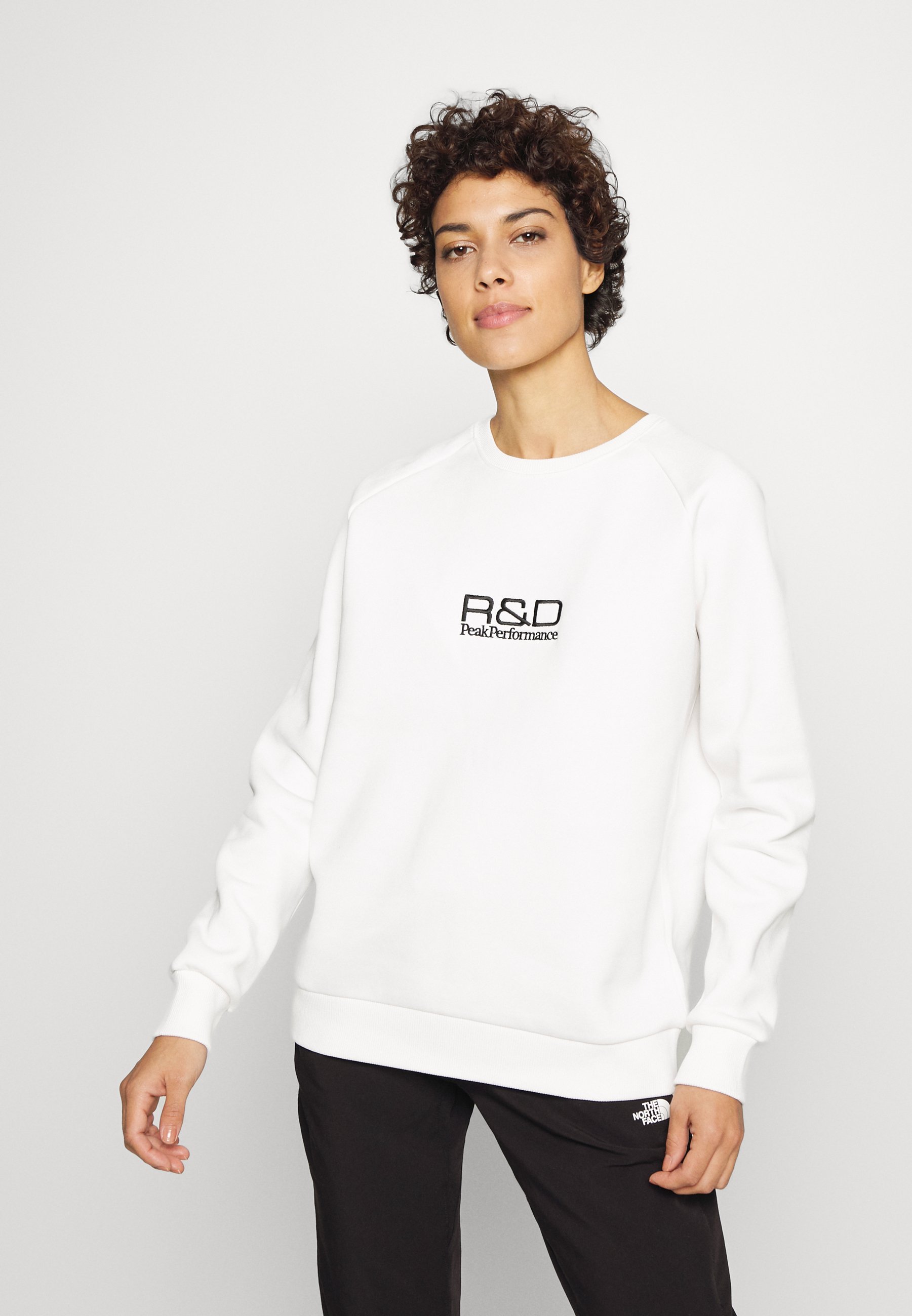 Peak Performance - Seasonal R\u0026D Crew Women