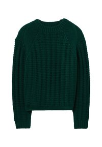 Groene geribbelde gebreide trui met een ronde hals, lange mouwen en een ontspannen pasvorm. Geweven details zorgen voor visuele interesse.