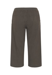 Pantalons courts amples gris foncé avec une taille élastique, des coutures visibles et sans poches visibles, vus de l'arrière.